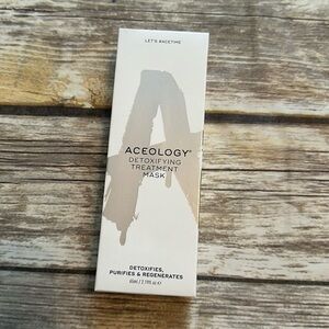 NEW Aceology Detoxifying Treatment Mask- 65mL